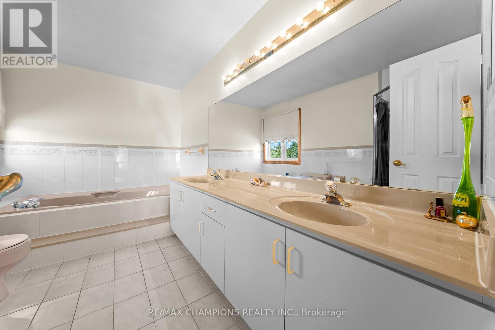 4047 Countryside Drive Property Photo 31