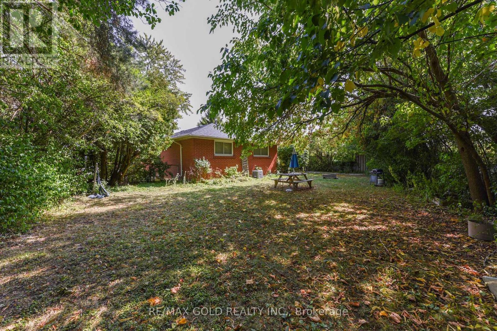 11 Dudley Place Property Photo 35