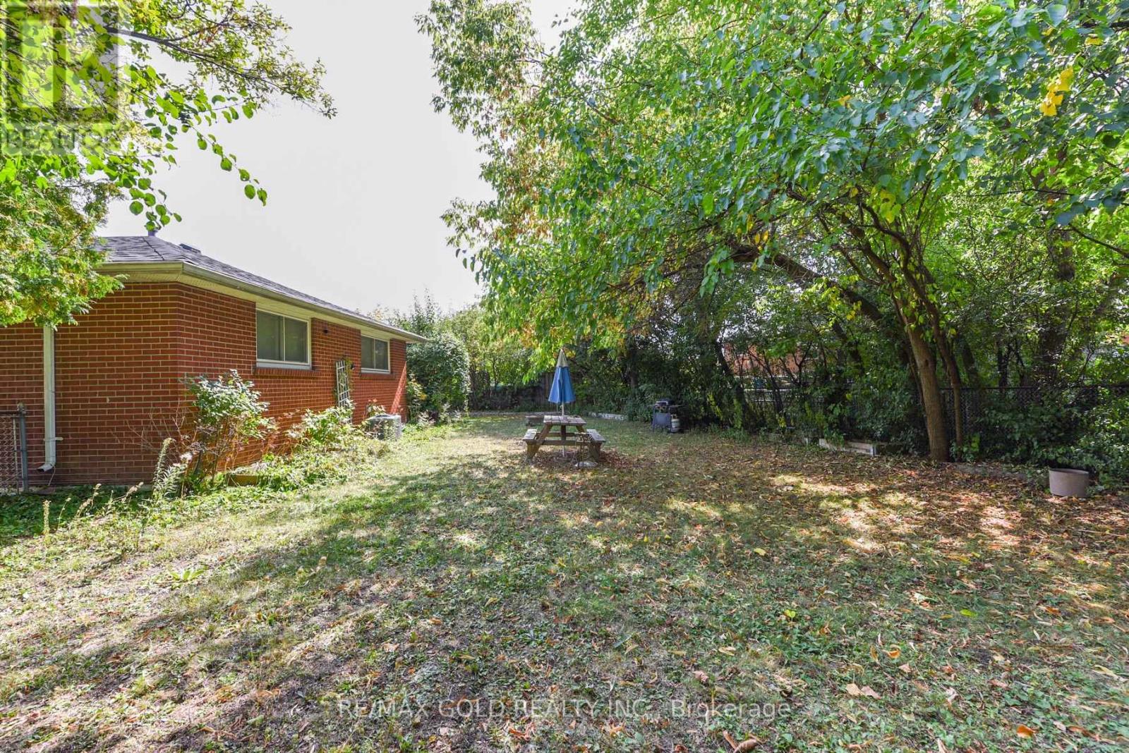 11 Dudley Place Property Photo 36