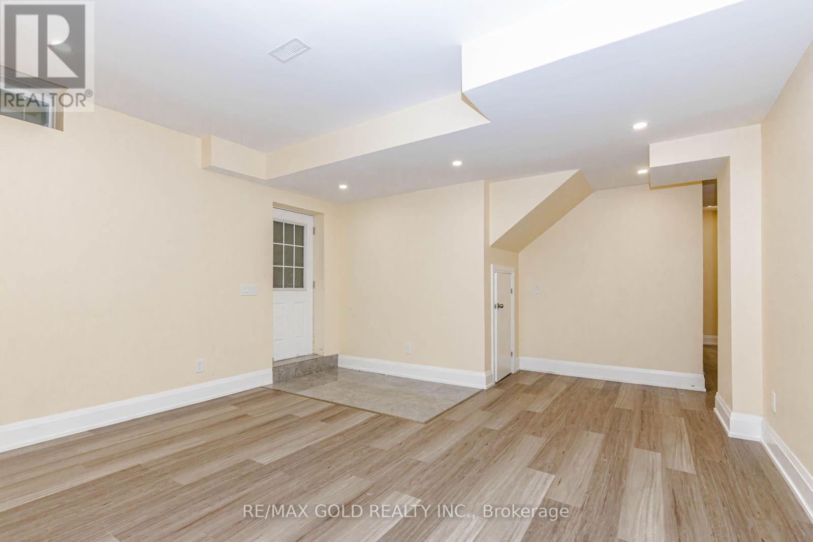 50 Stratford Drive Property Photo 35