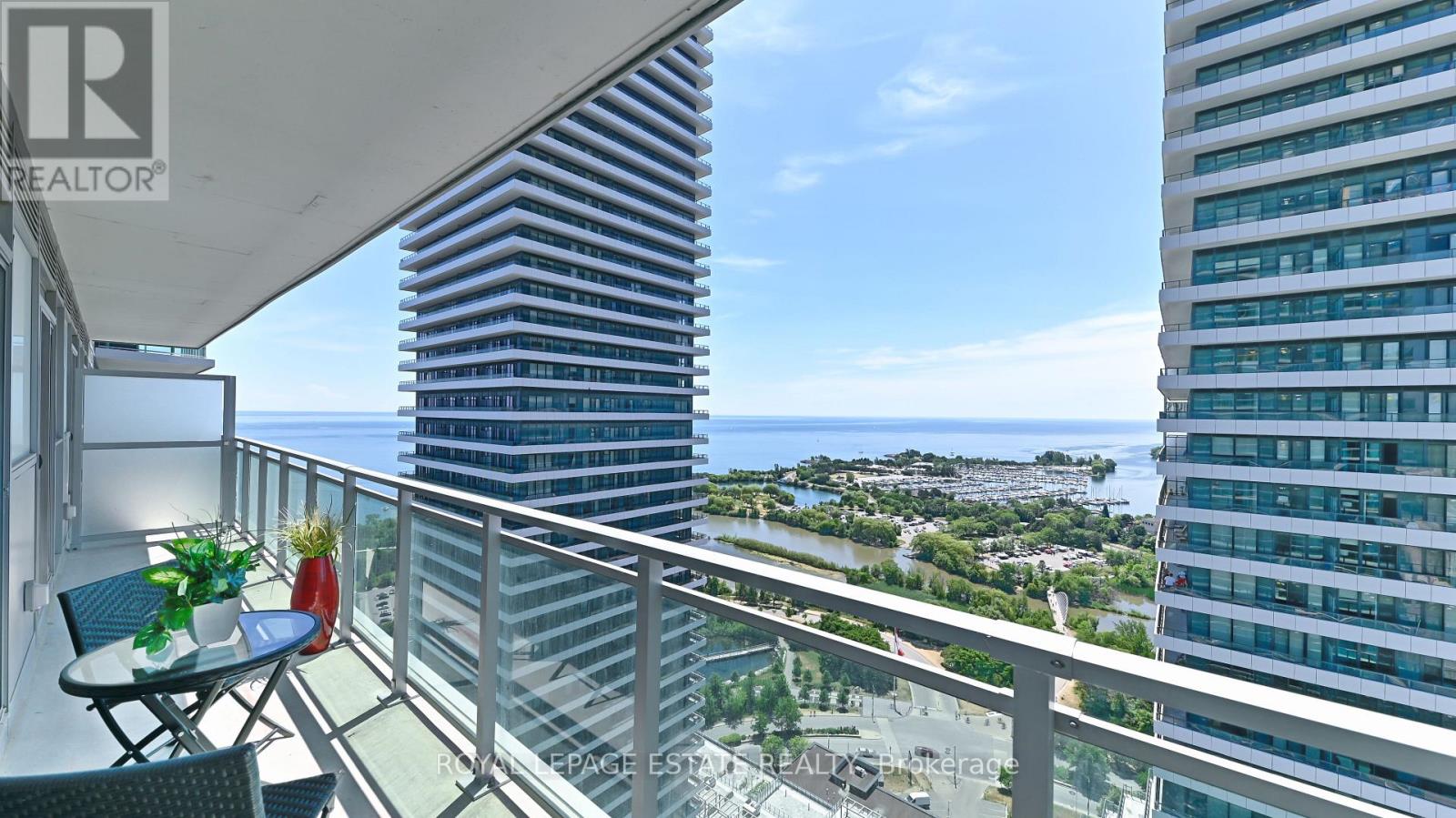 2901 - 33 Shore Breeze Drive Property Photo 1