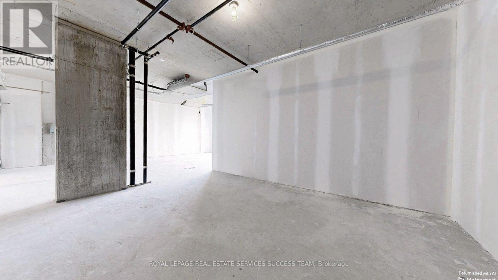 301 - 998 Martin Grove Road Property Photo 20