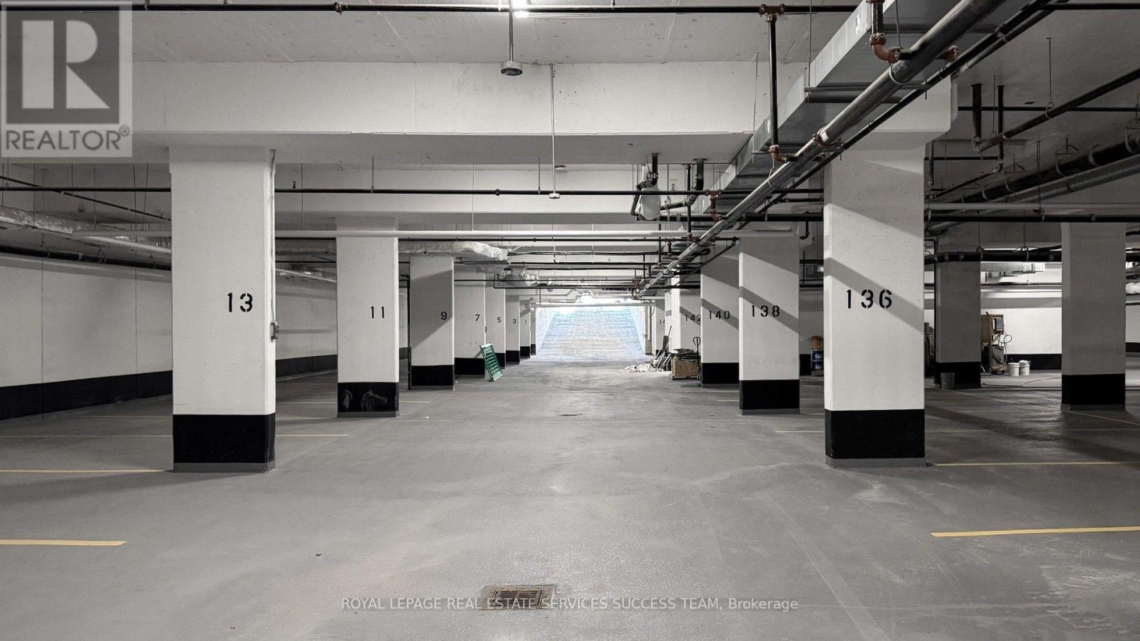 301 - 998 Martin Grove Road Property Photo 25