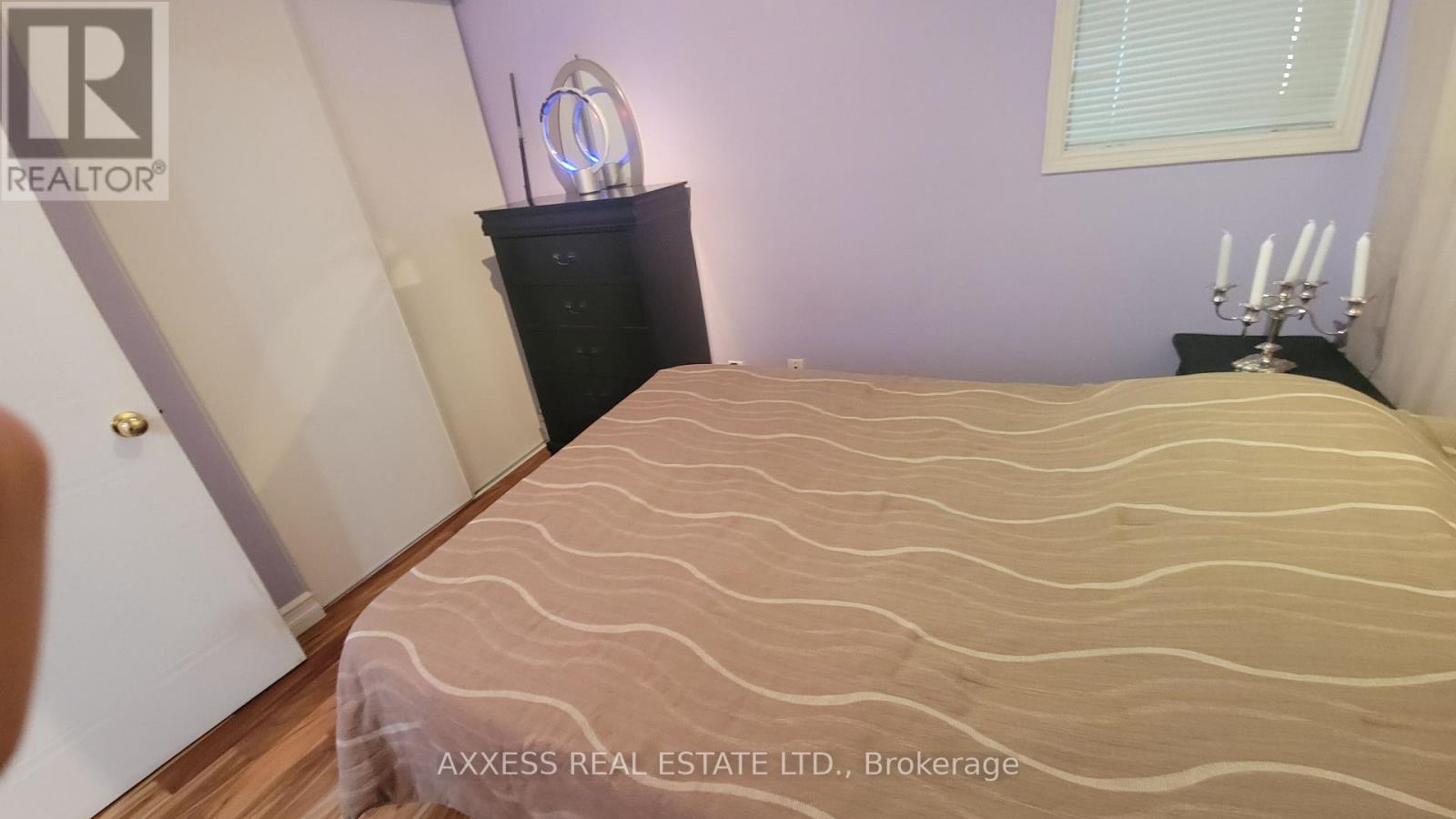 142 - 109 Bristol Road E Property Photo 27