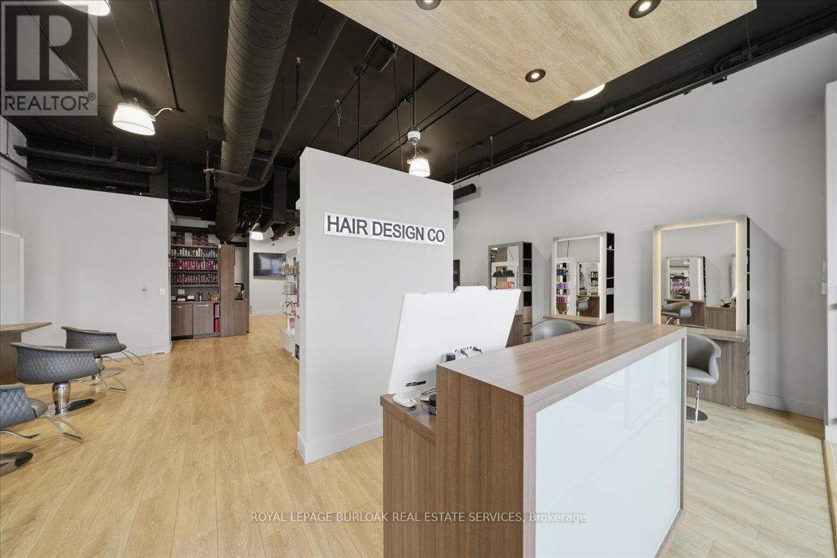 9 - 515 Dundas Street W Property Photo 1