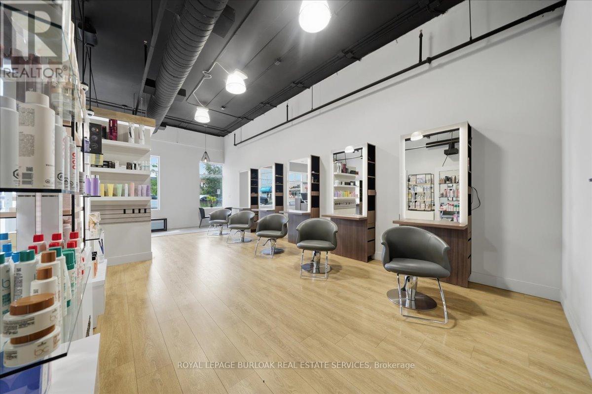 9 - 515 Dundas Street W Property Photo 3