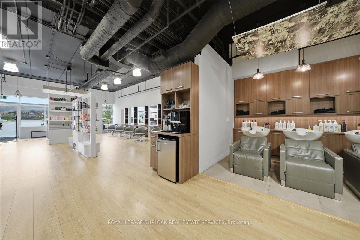 9 - 515 Dundas Street W Property Photo 6