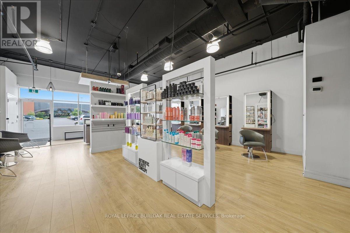 9 - 515 Dundas Street W Property Photo 10