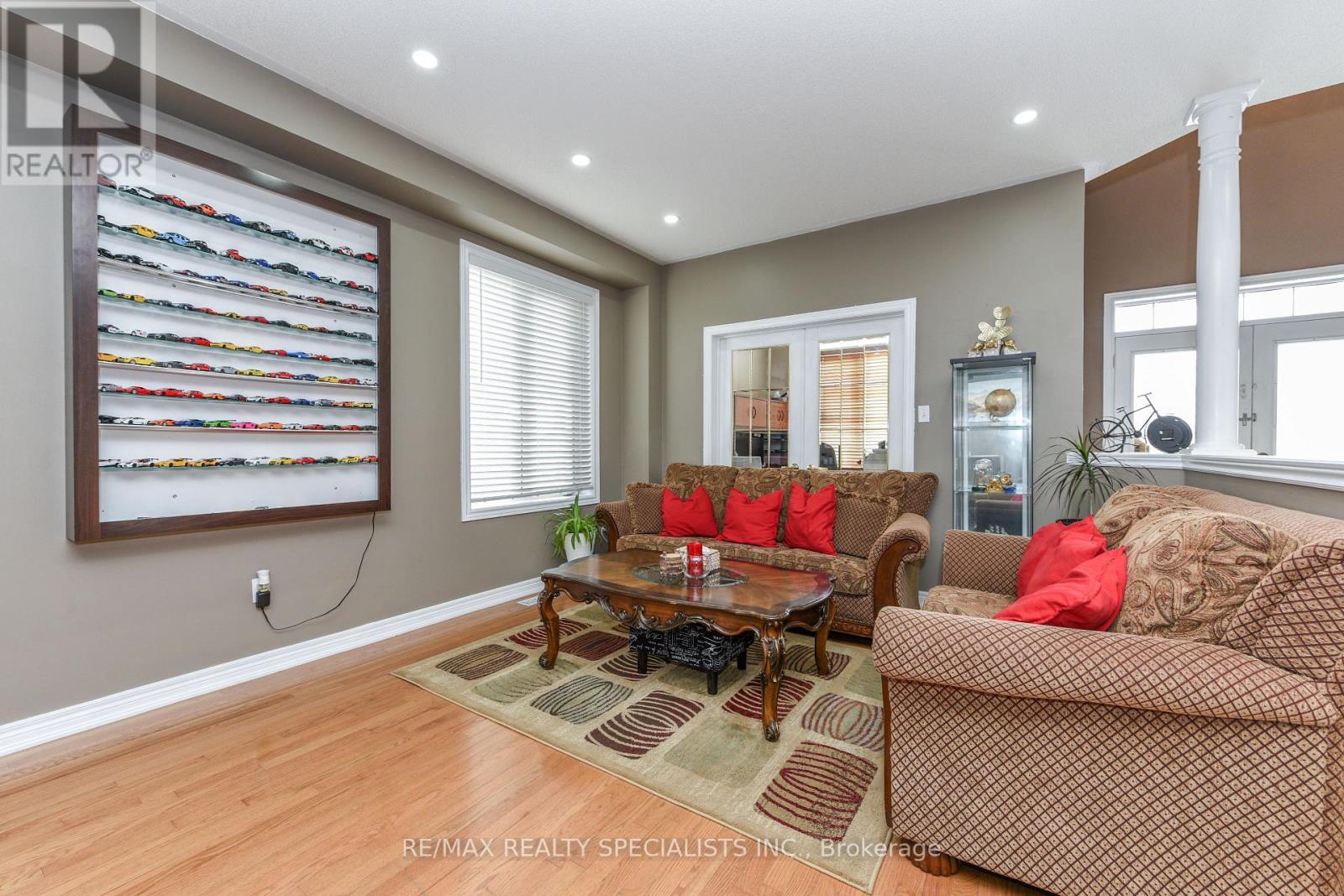 41 Madronna Gardens Property Photo 6