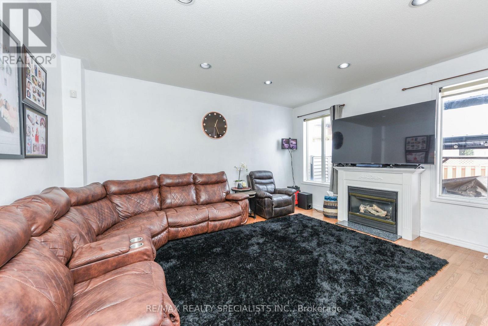 41 Madronna Gardens Property Photo 10