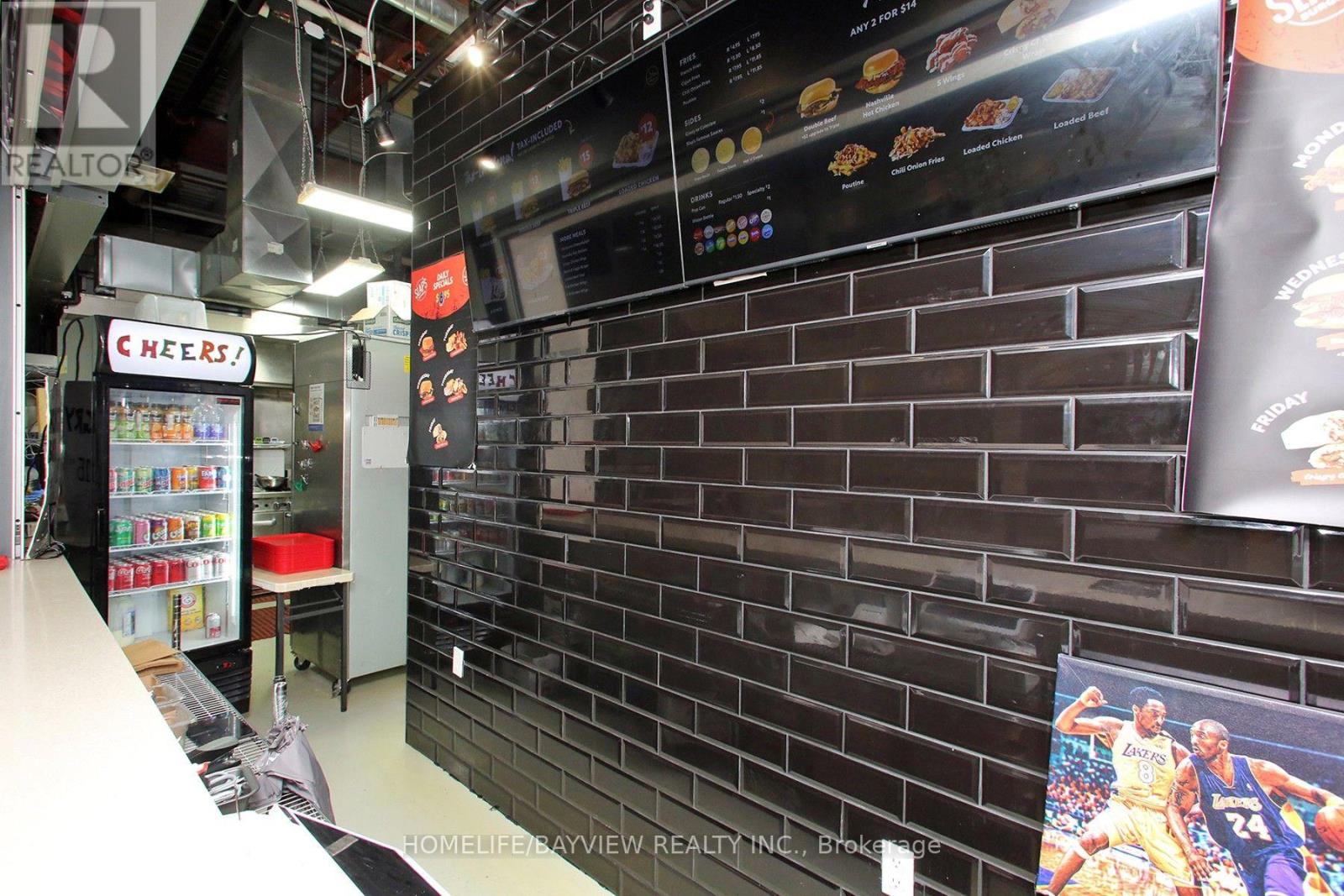 2b14 & 2b15 - 7215 Goreway Drive Property Photo 25