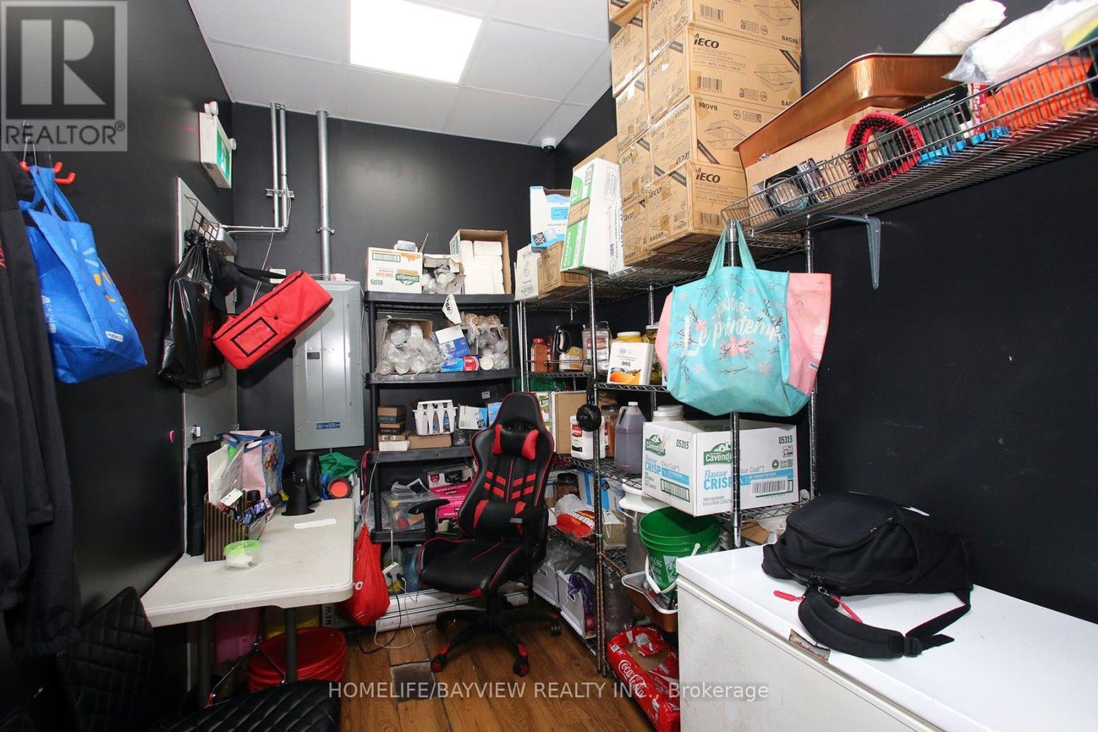 2b14 & 2b15 - 7215 Goreway Drive Property Photo 33
