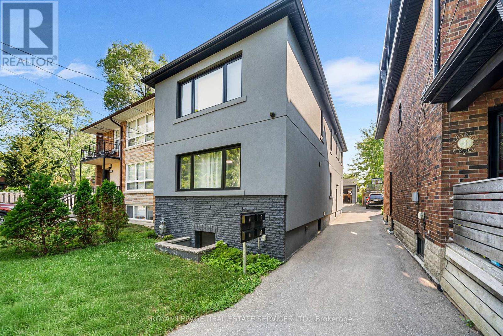 50 ARCADIAN CIRCLE Property Photo 1