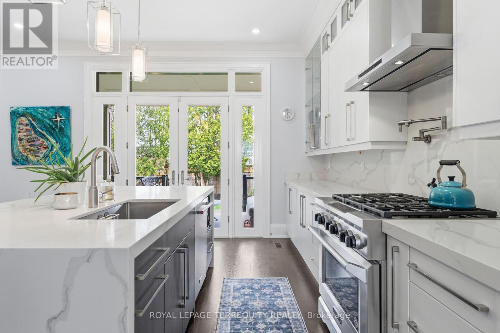 130 Edgecroft Road Property Photo 1