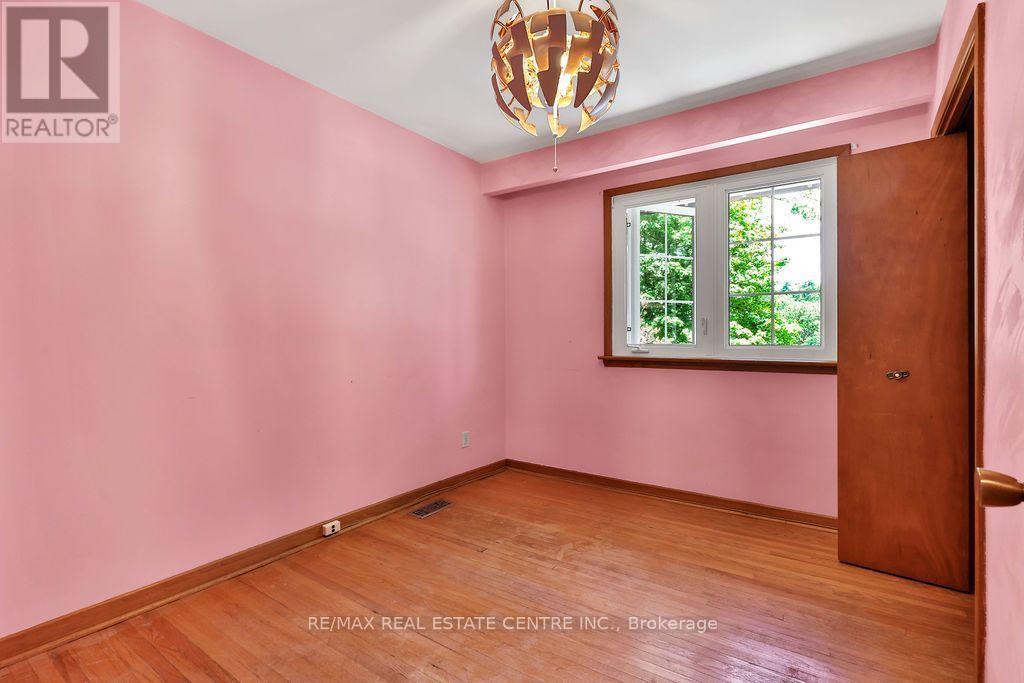 1366 Aldo Drive Property Photo 28