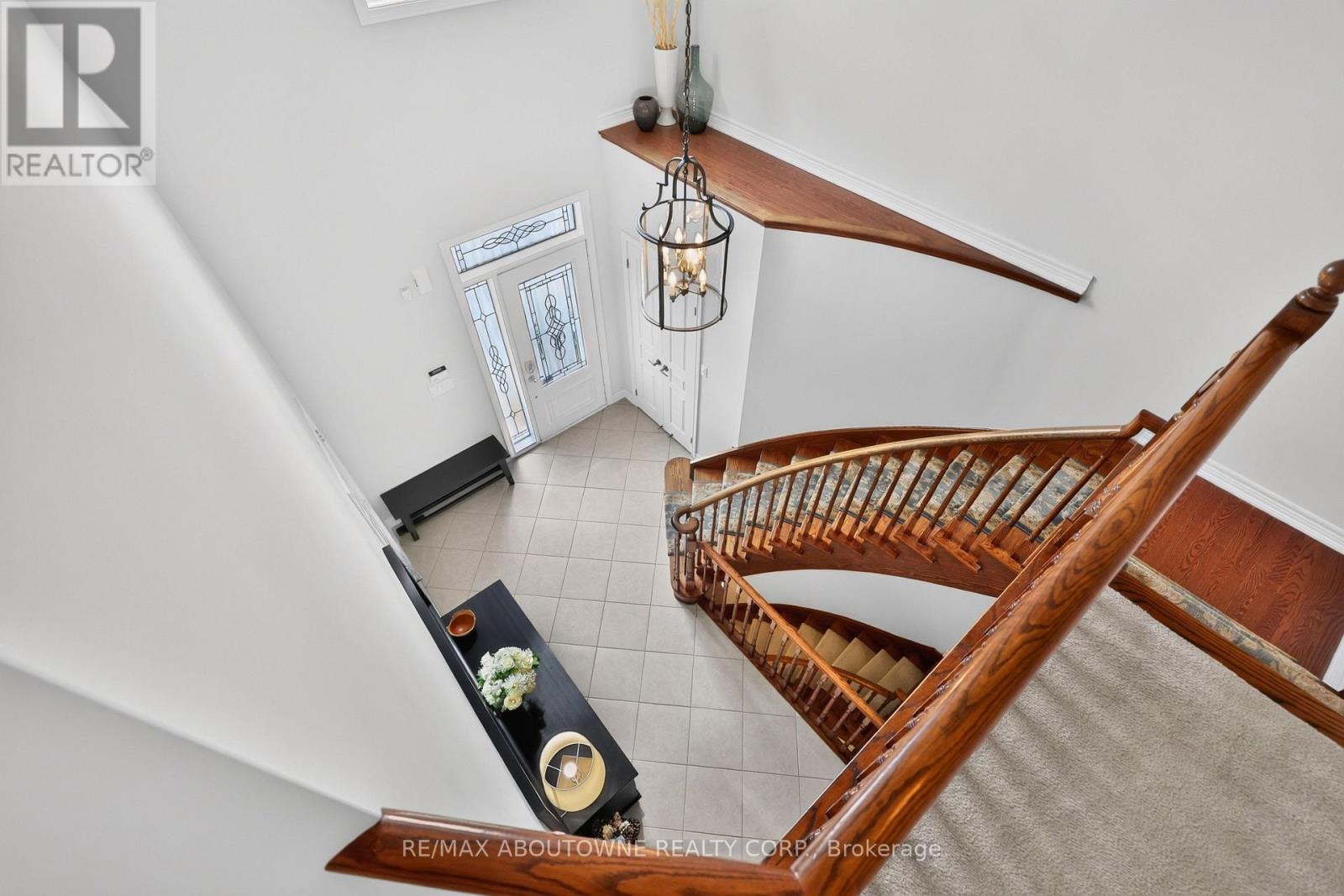 2269 Whitworth Drive Property Photo 22