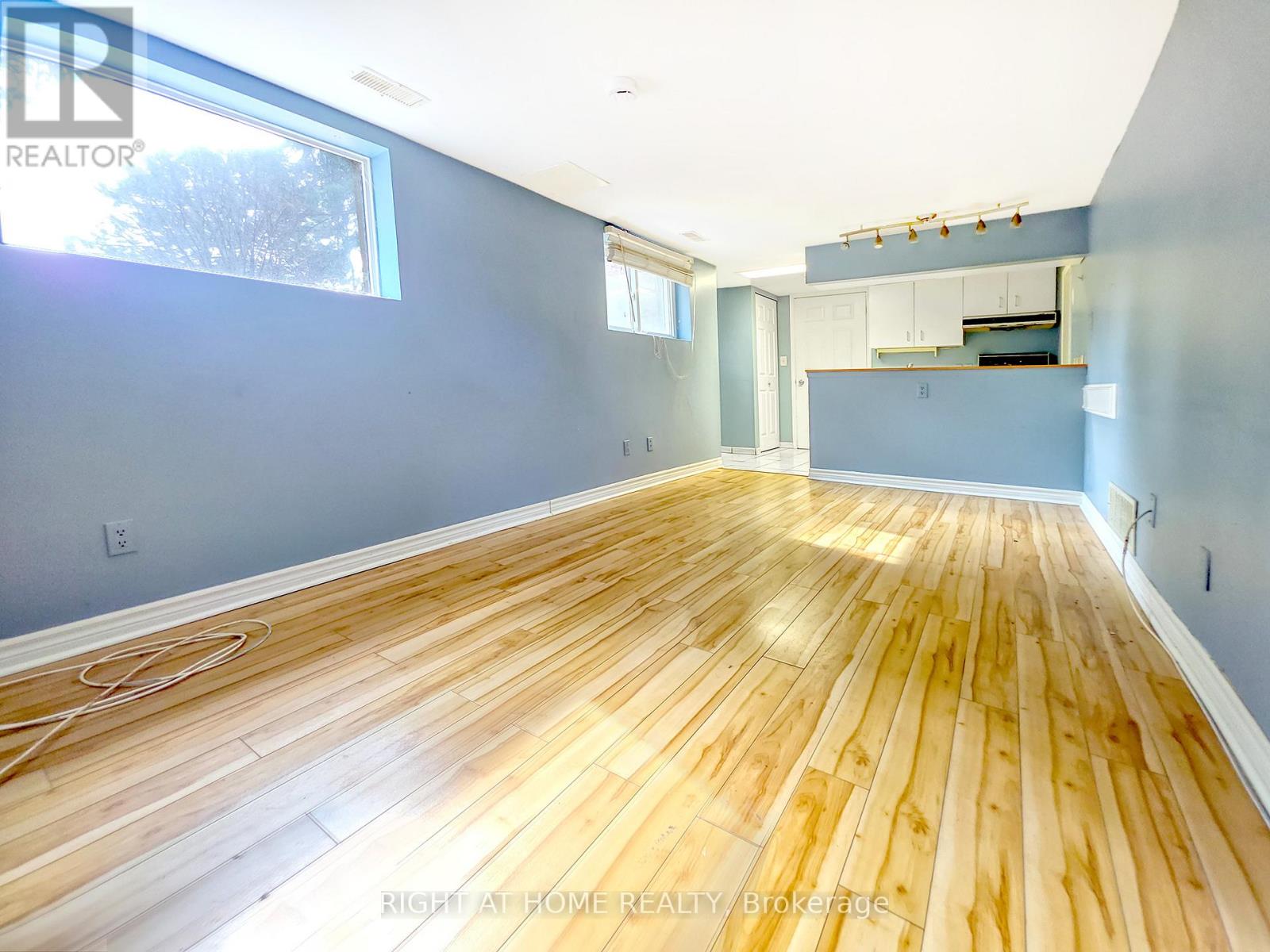 9 Rogers Road Property Photo 14