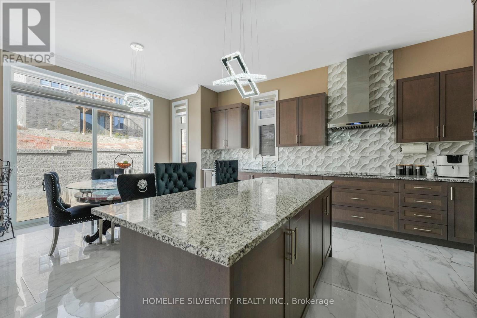 85 James Walker Avenue Property Photo 17