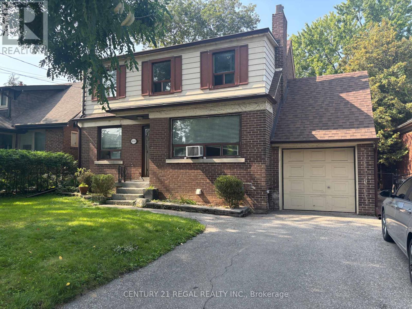 2640 LAKE SHORE BOULEVARD W Property Photo 1