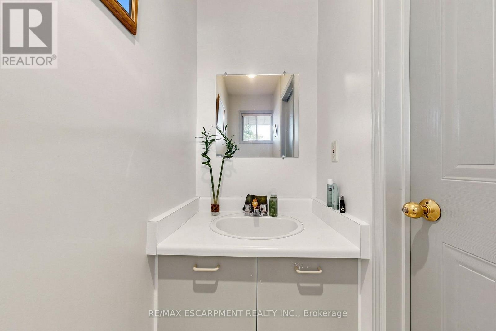 1380 Hazel Mccleary Drive Property Photo 14