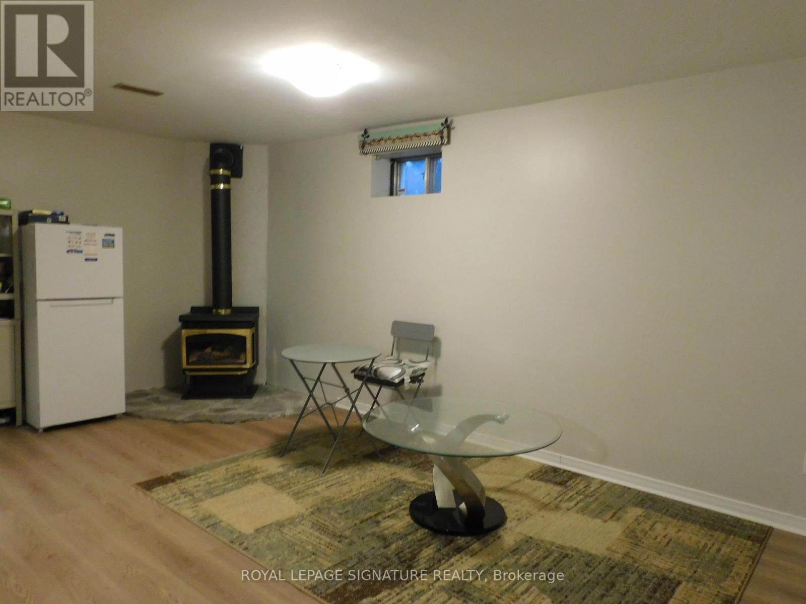 1132 QUEEN STREET W