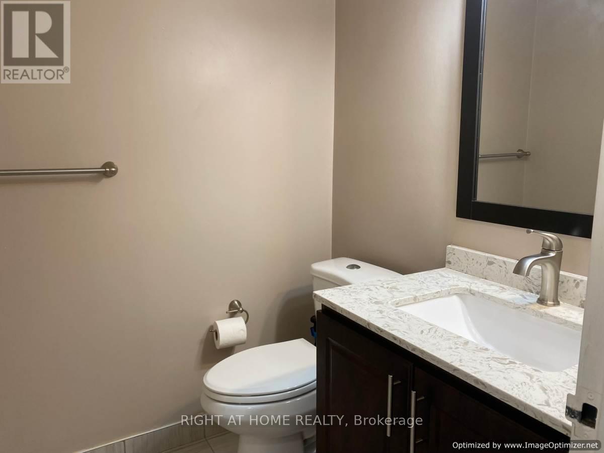 302 - 25 Agnes Street Property Photo 9