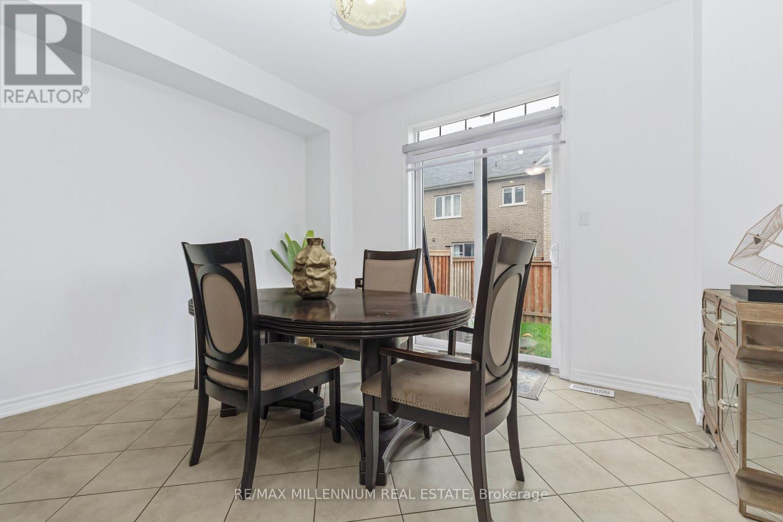 366 Remembrance Road Property Photo 27