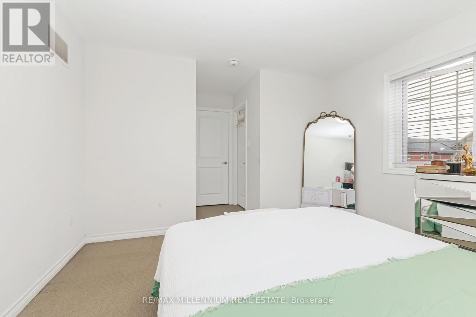 366 Remembrance Road Property Photo 36