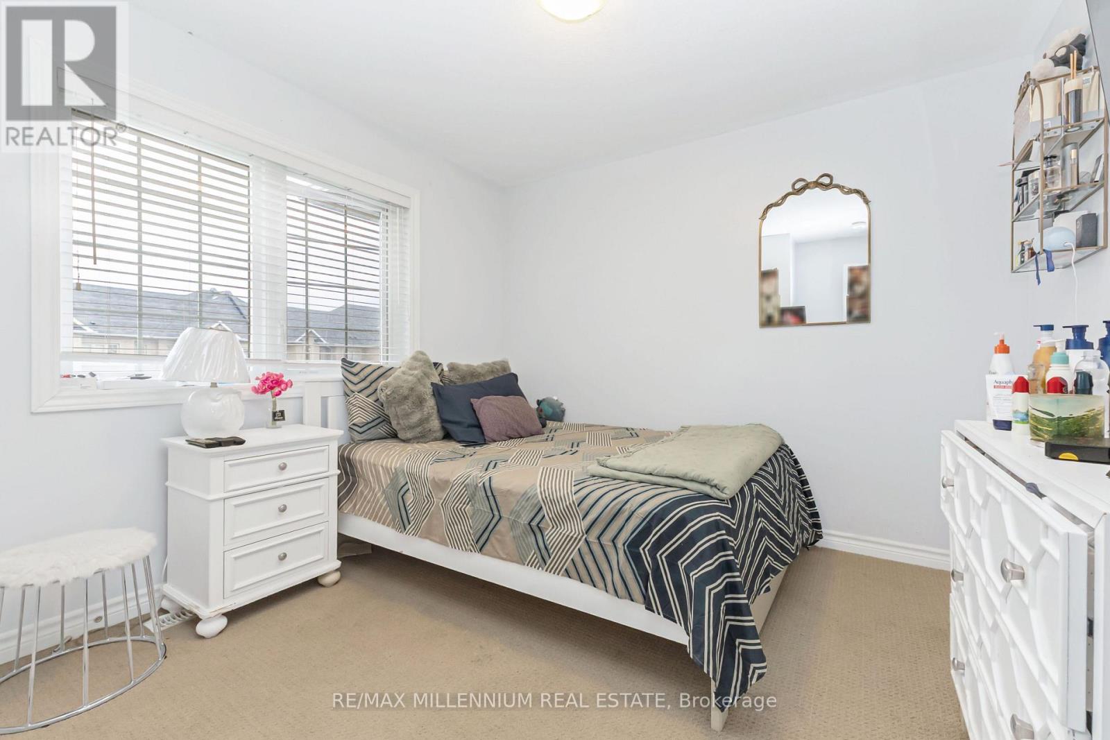 366 Remembrance Road Property Photo 38