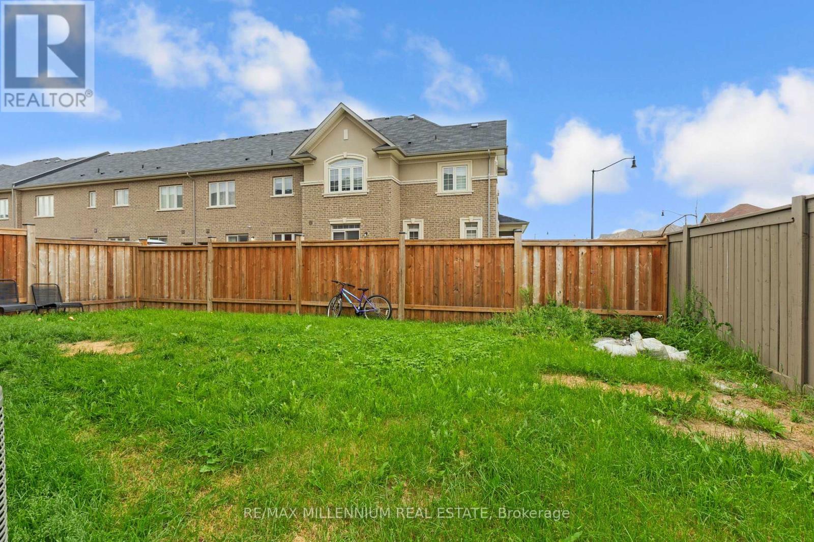 366 Remembrance Road Property Photo 42