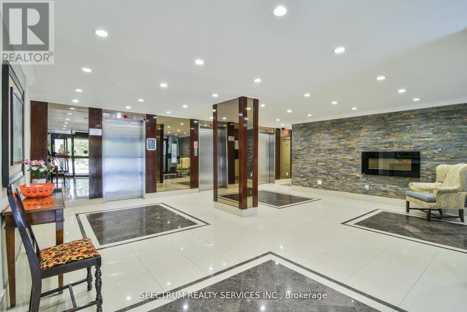 1210 - 85 Emmett Avenue Property Photo 4