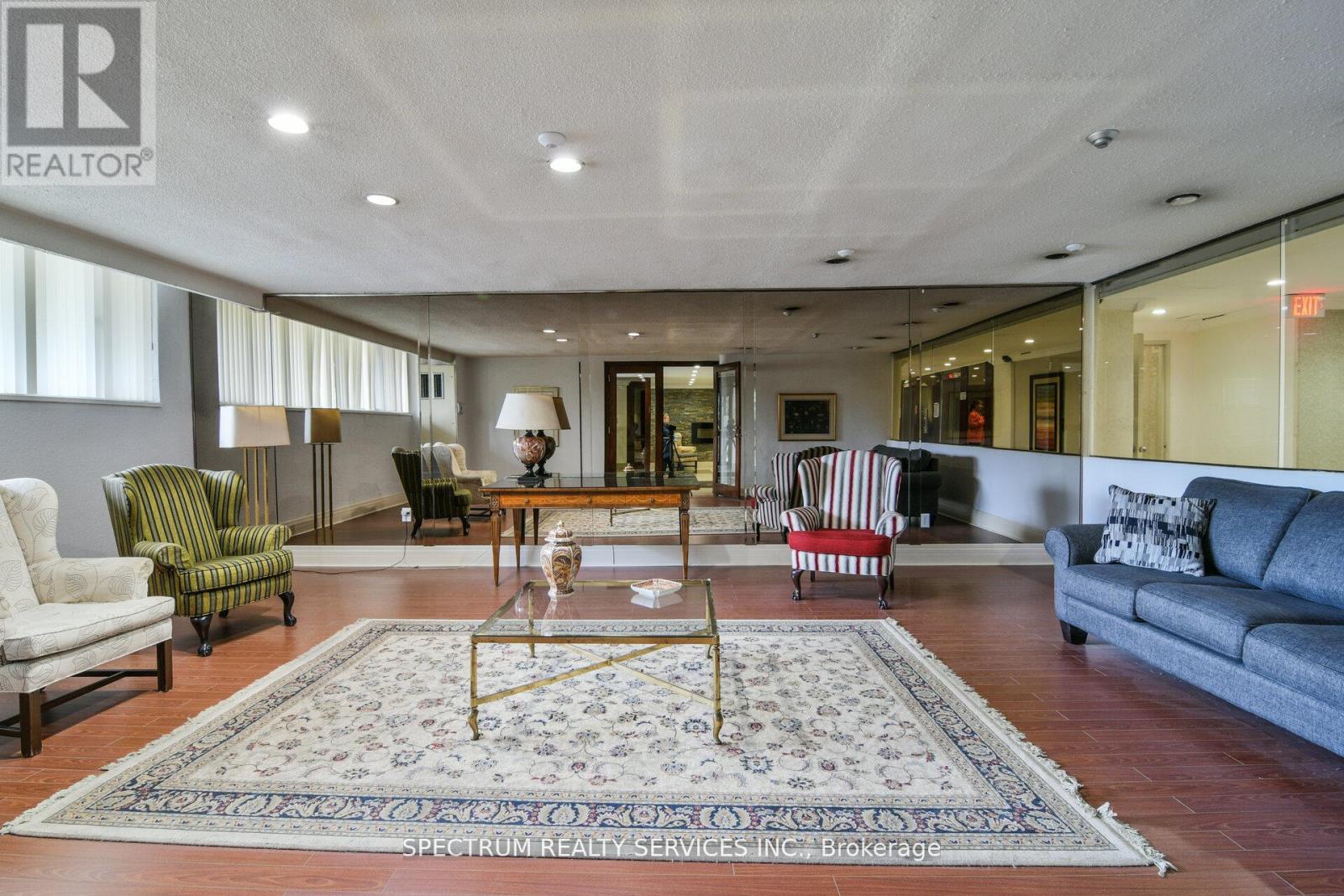 1210 - 85 Emmett Avenue Property Photo 6