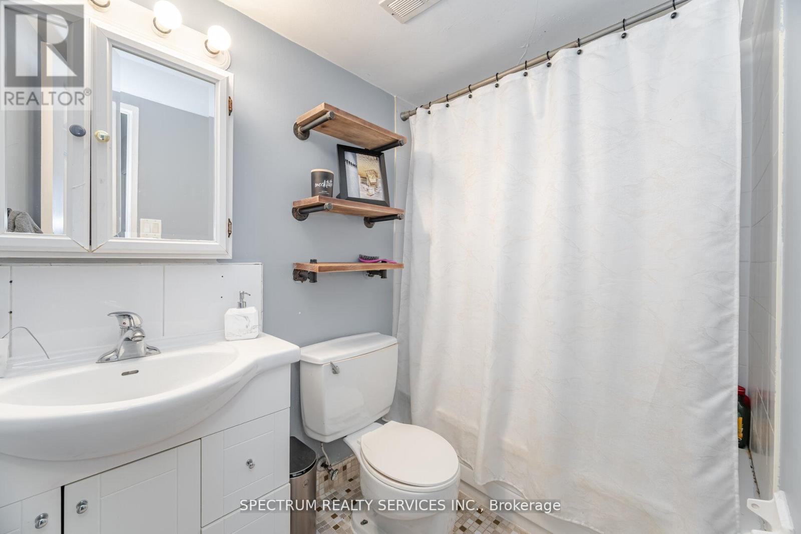 1210 - 85 Emmett Avenue Property Photo 31
