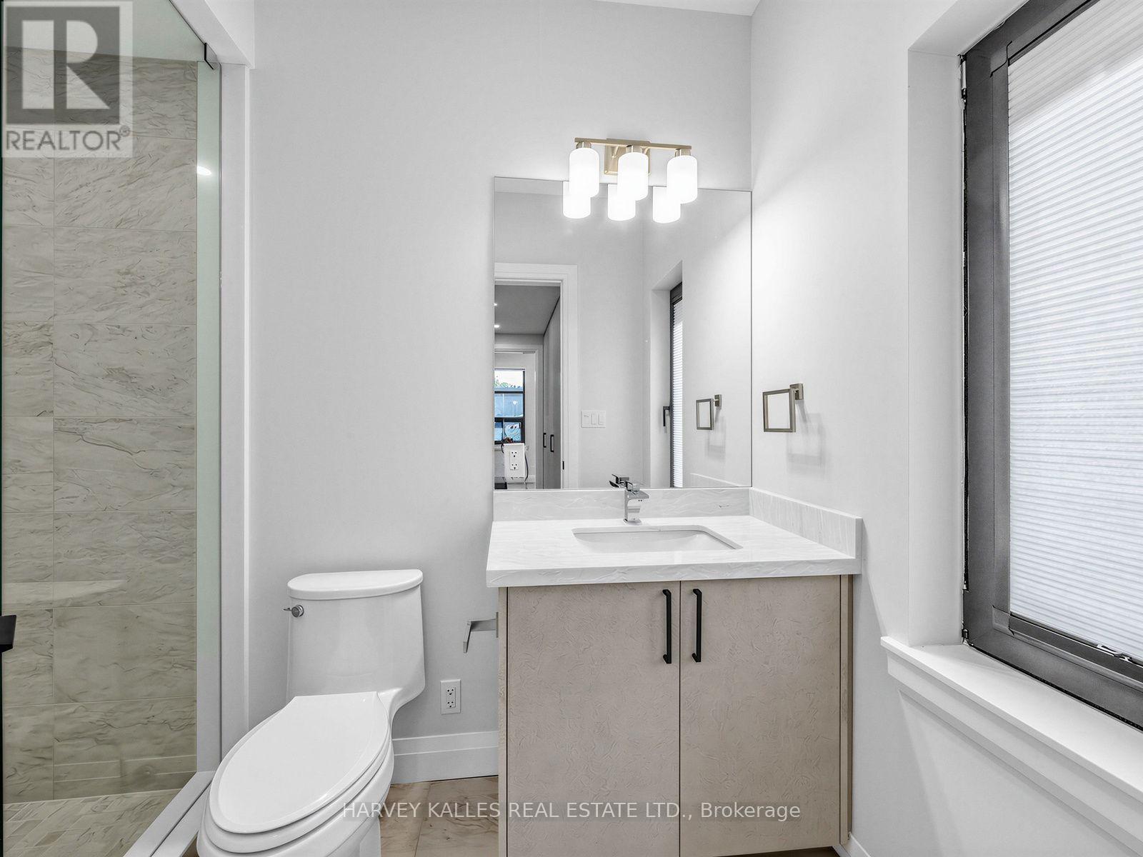2 - 102 Shaver Avenue N Property Photo 9