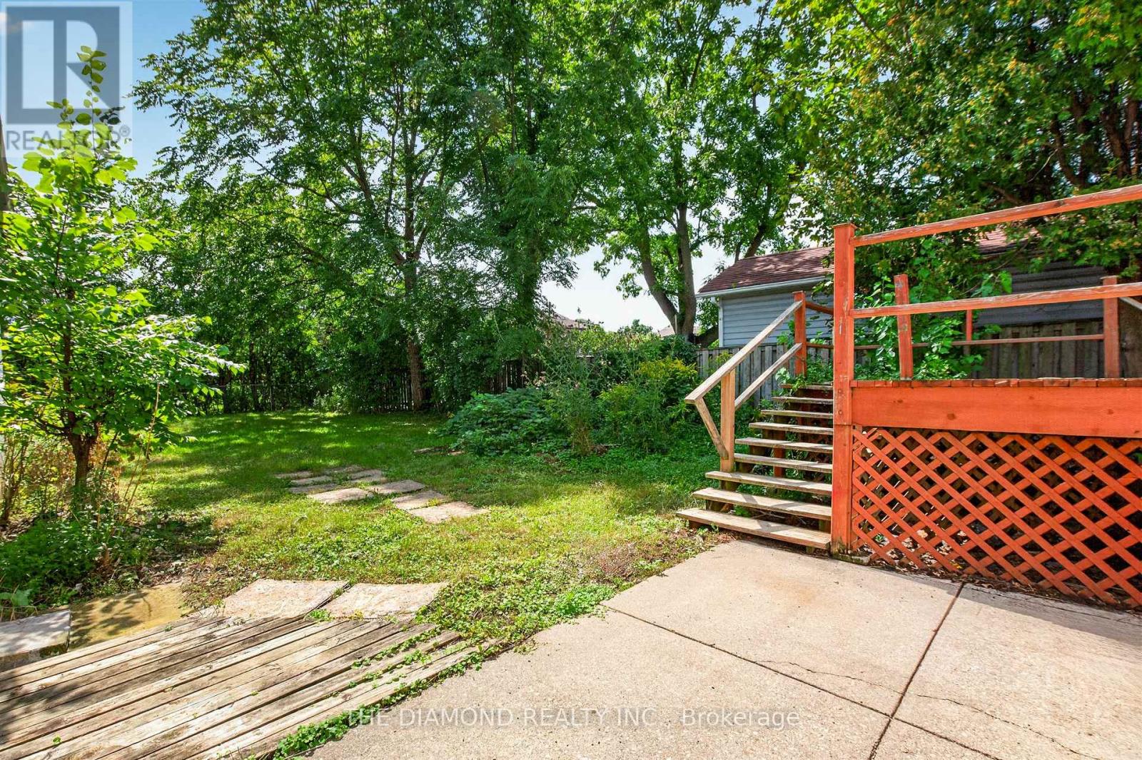 3925 Bloor Street W Property Photo 19