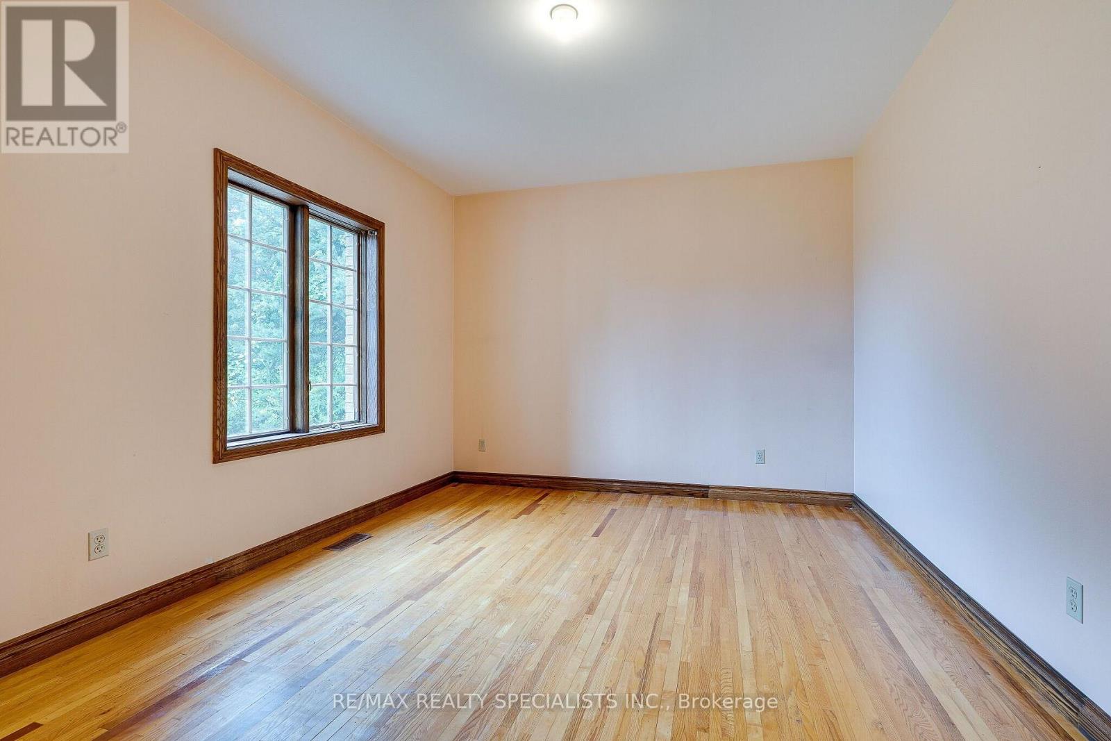 11 Prince Andrew Drive Property Photo 12