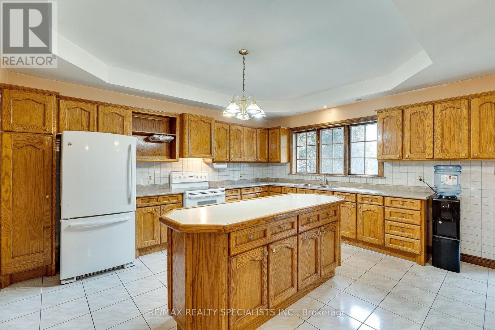 11 Prince Andrew Drive Property Photo 17