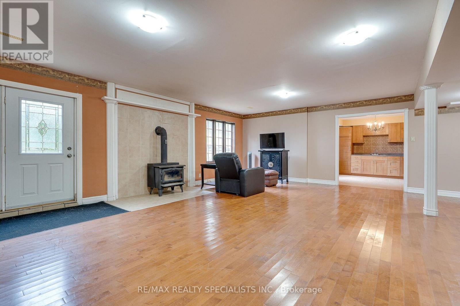 11 Prince Andrew Drive Property Photo 35
