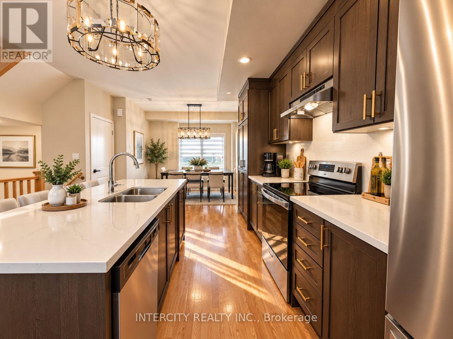 12 Heathrow Lane Property Photo 9