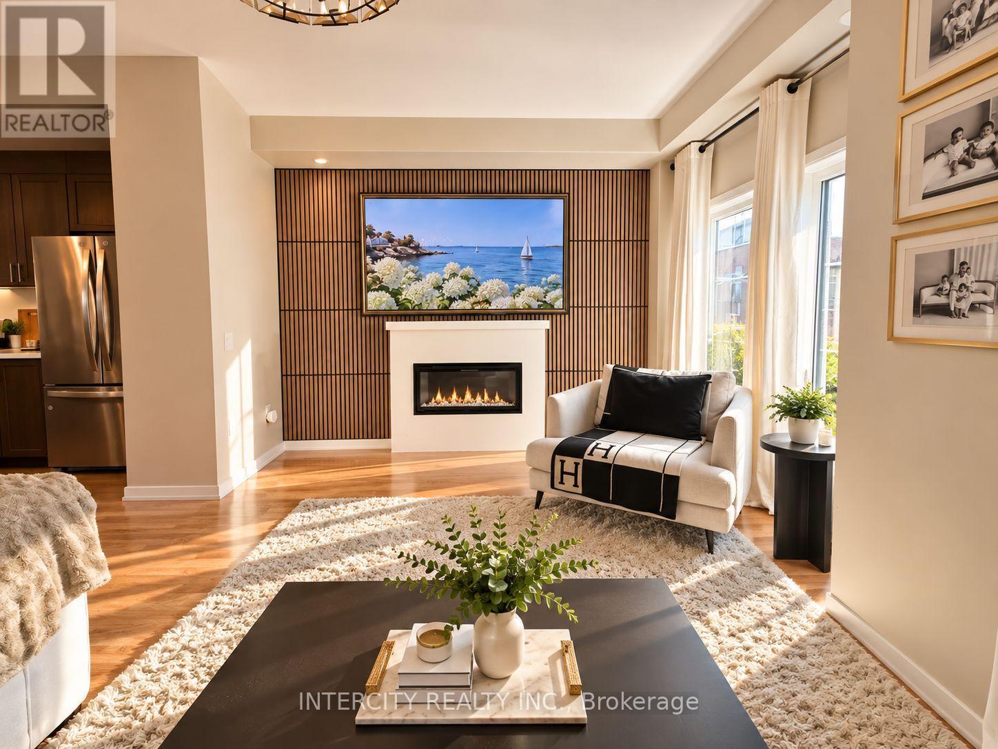 12 Heathrow Lane Property Photo 12