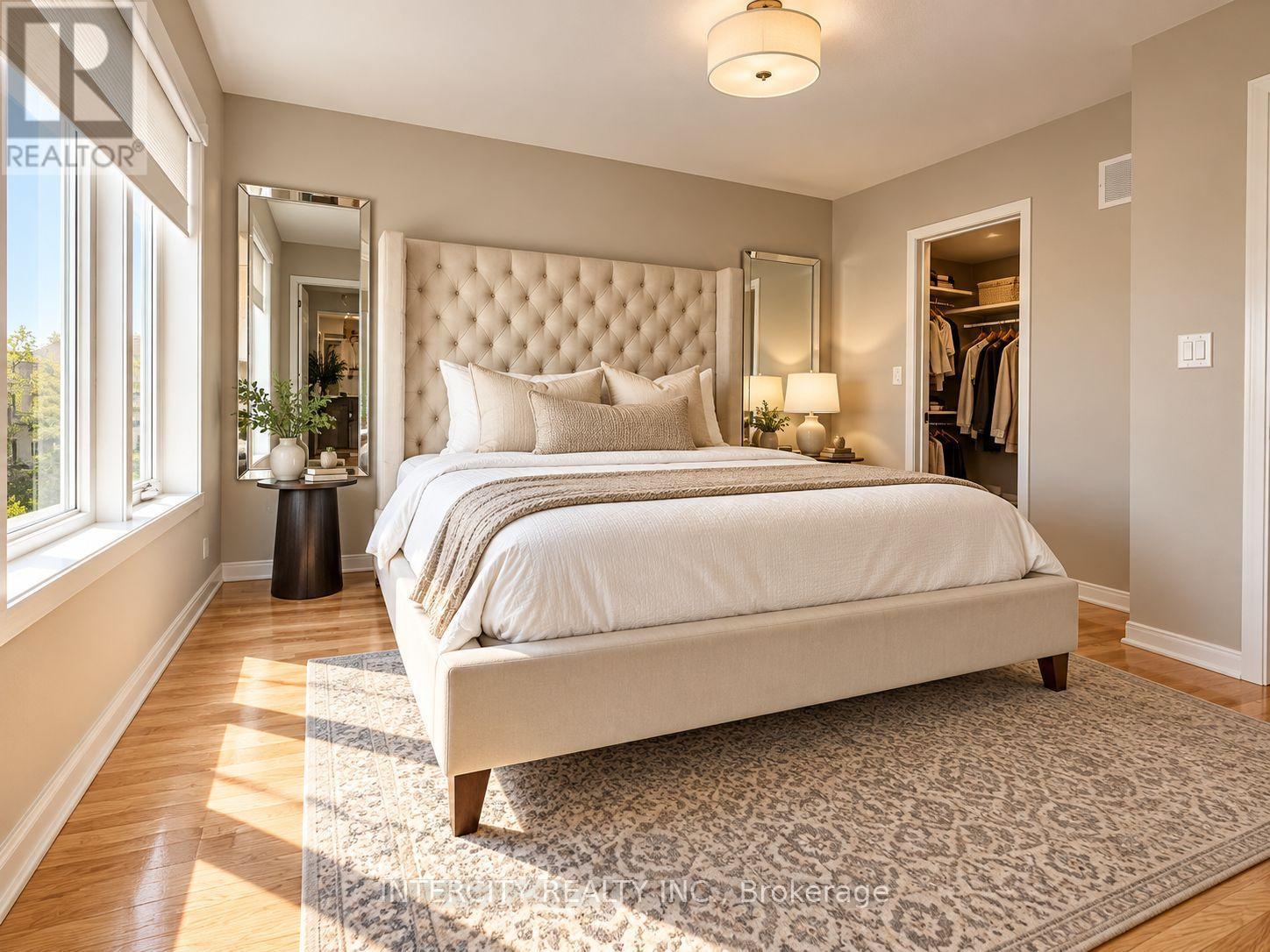 12 Heathrow Lane Property Photo 13