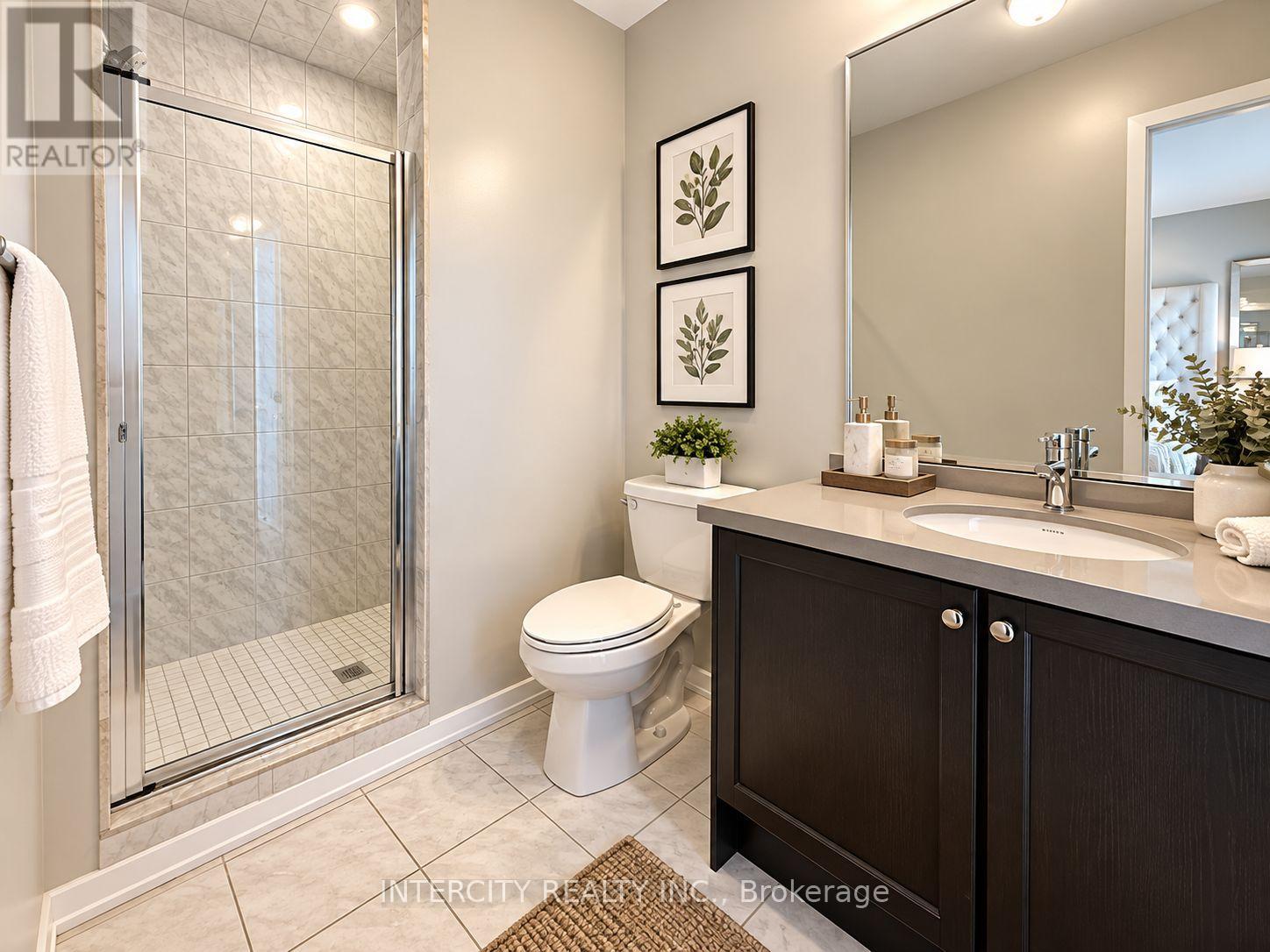 12 Heathrow Lane Property Photo 14