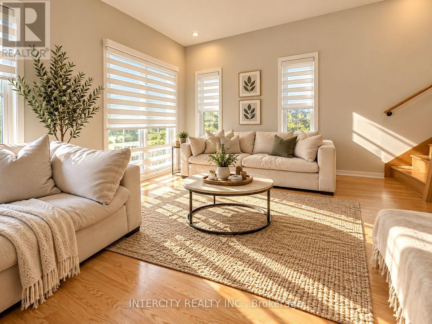 12 Heathrow Lane Property Photo 18