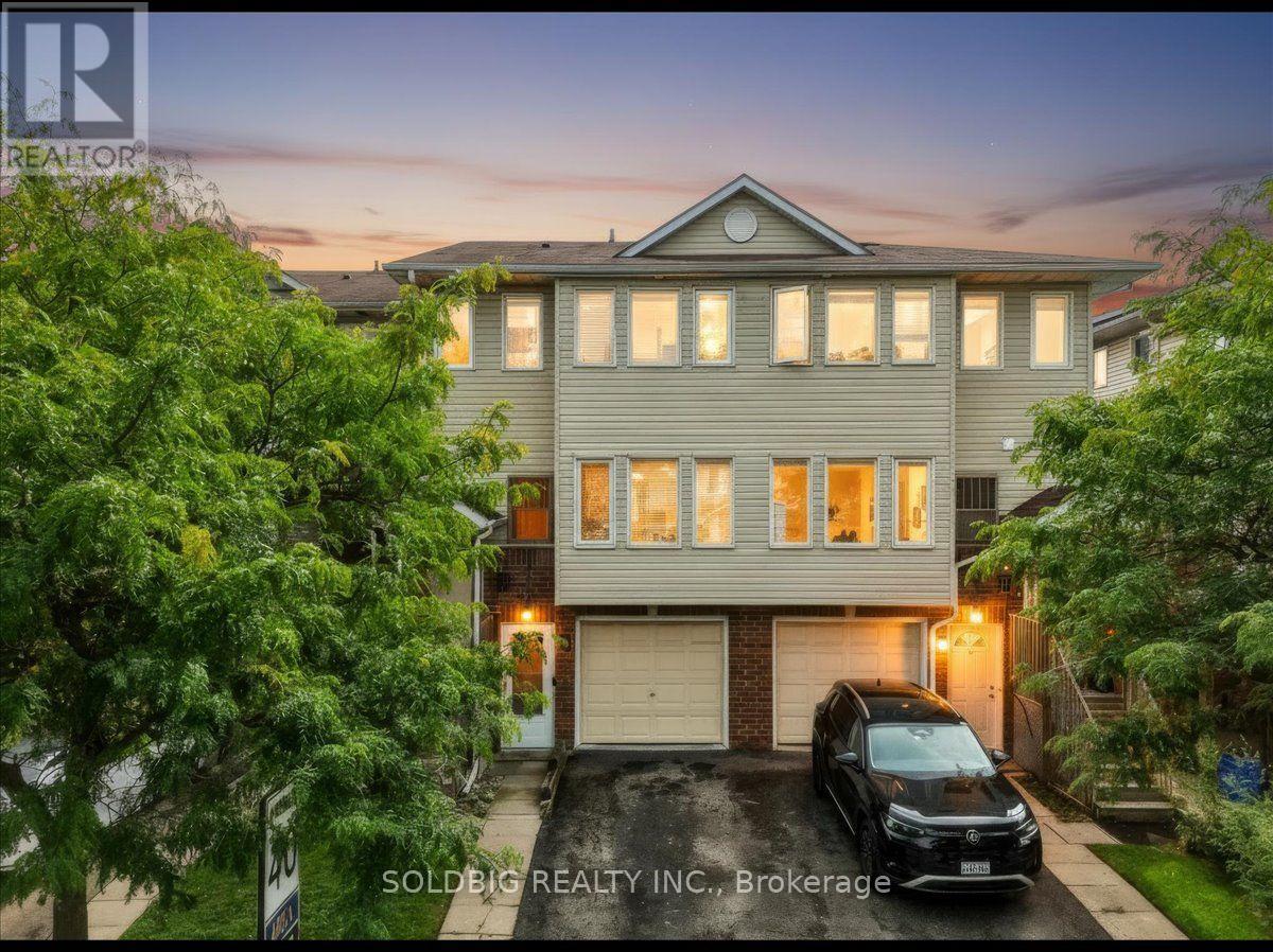 78 - 78 STEWART MACLAREN ROAD