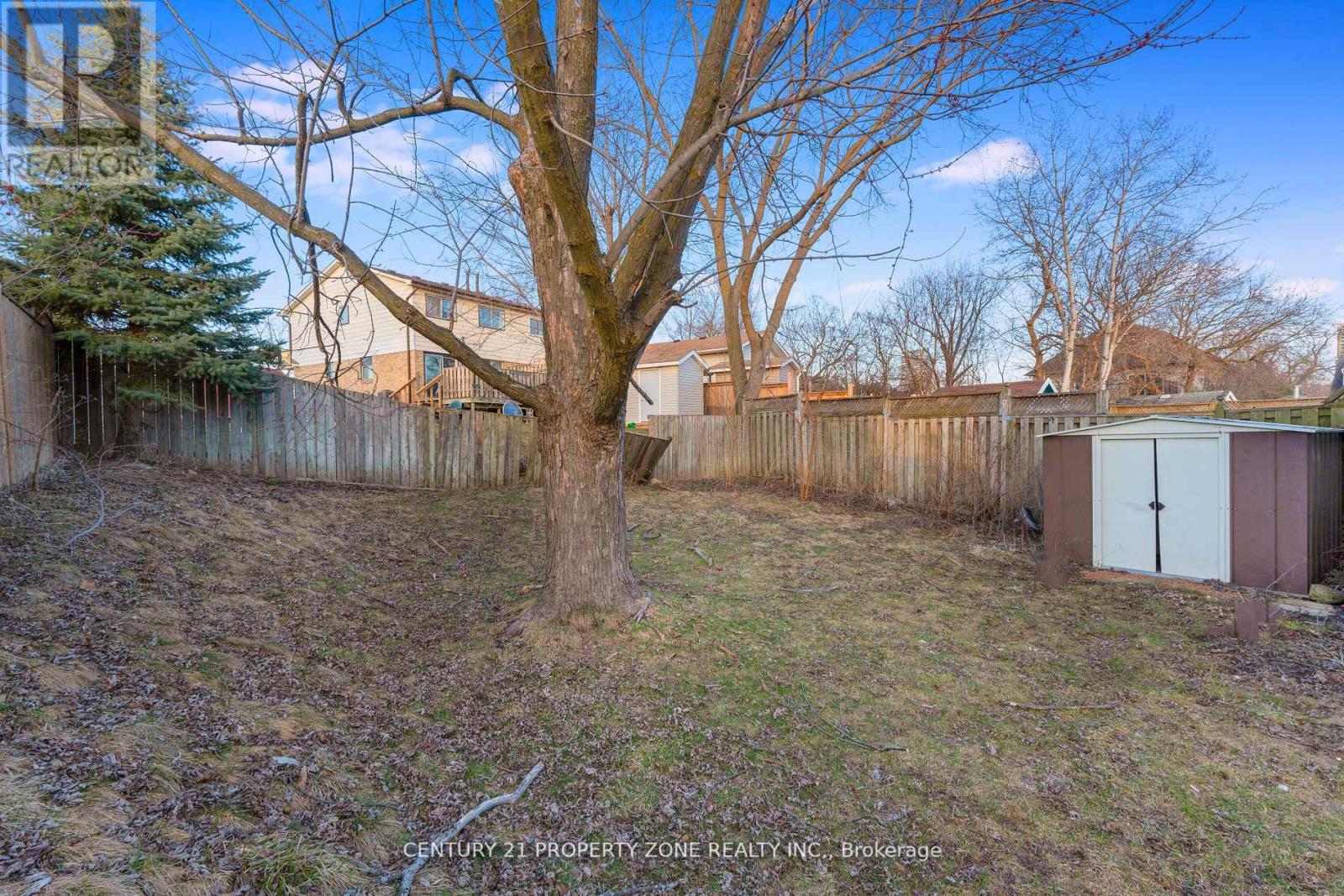 96 Centre Street N Property Photo 26