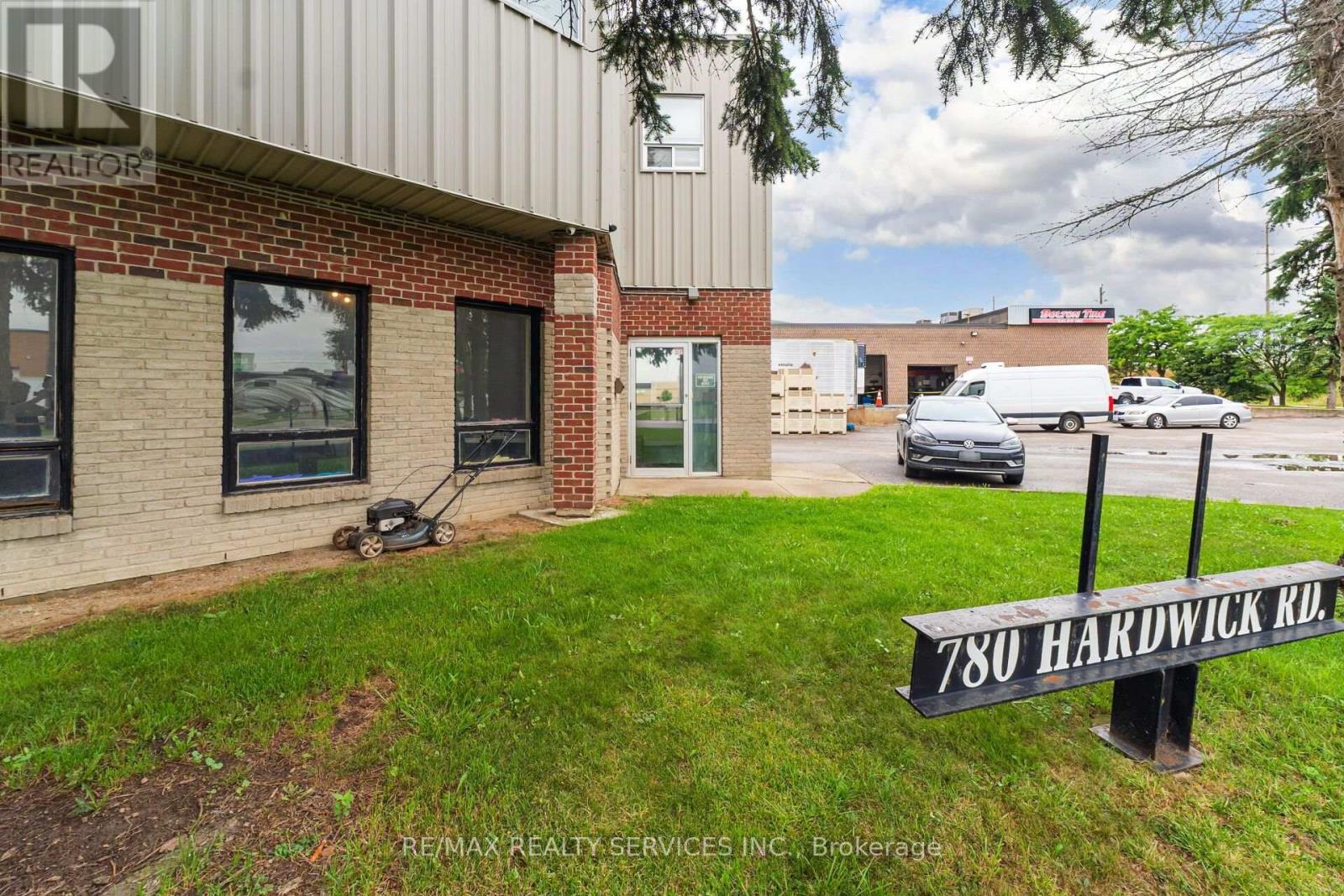 780 Hardwick Road Property Photo 4