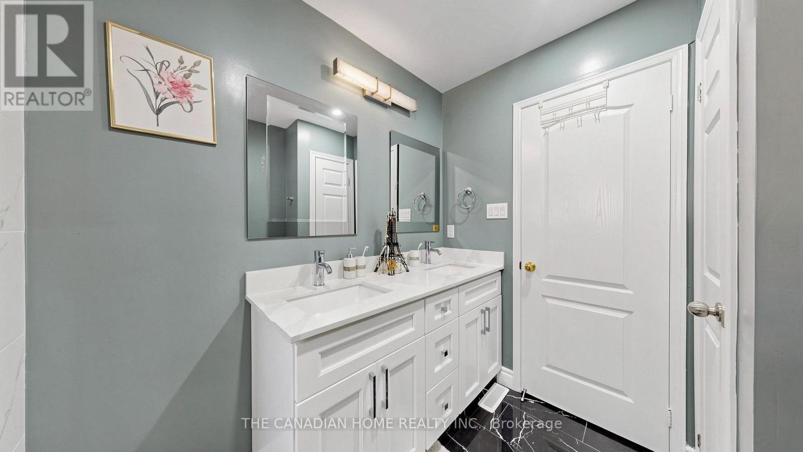 68 Banington Crescent Property Photo 25
