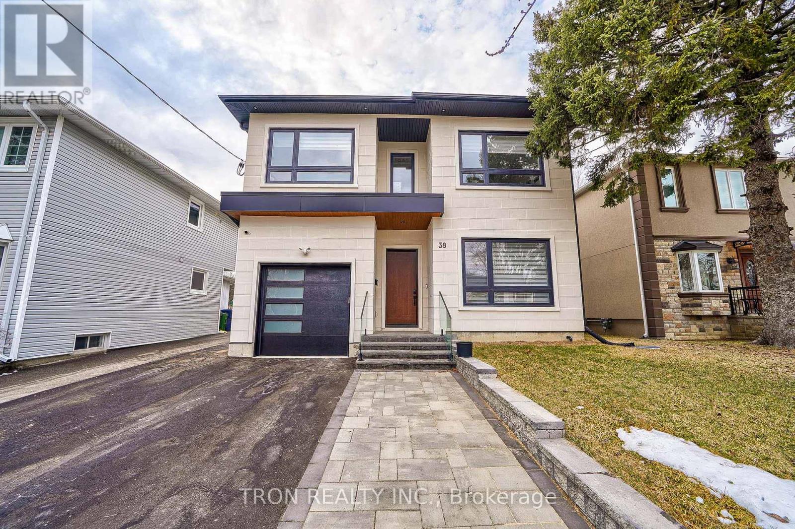 38 UNO DRIVE Property Photo 1