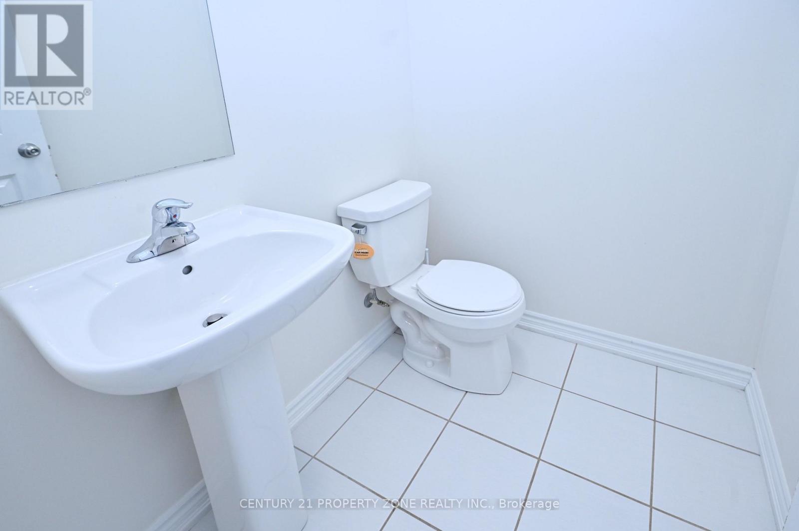 42 Donald Ficht Crescent Property Photo 13
