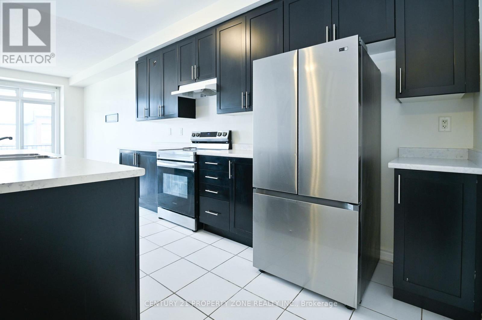 42 Donald Ficht Crescent Property Photo 14